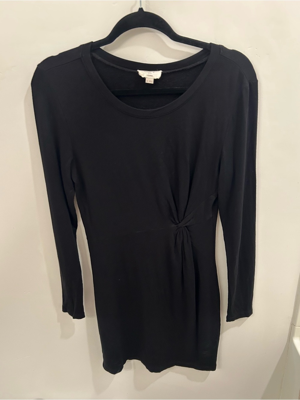Cozy Black Long-Sleeve stretchy Body-con Dress